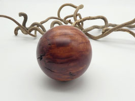 Holzkugel aus Eukalyptus 76 mm