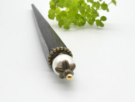Haarstab aus Mooreiche & Muschelkernperle