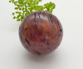 Holzkugel aus Jarrahmaser 62 mm