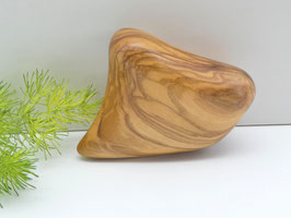 Handschmeichler aus Olivenholz