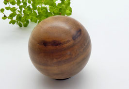 Holzkugel aus Amber, 48 mm