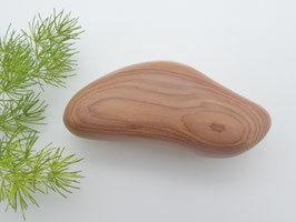 Handschmeichler aus Holz - Zeder (Bleistiftzeder)