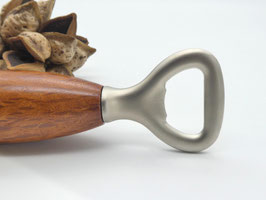reserviert: Flaschenöffner mit Holzgriff aus Sheoak