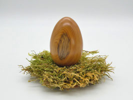 Holzei aus Eibe für Ostern