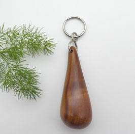 Schlüsselanhänger-Handschmeichler aus Zwetschge