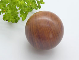 Holzkugel aus Zwetschge, 50 mm