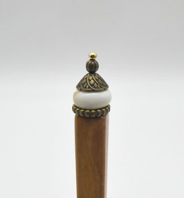 Haarstab aus Holz - Kirsche & Muschelperle natur