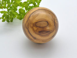 Holzkugel aus Olivenholz, 52 mm