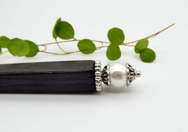 Haarstab aus Mooreiche & Muschelkernperle