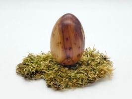 Holzei aus chinesischem Wacholder für Ostern