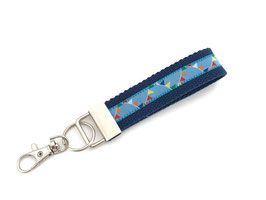 keychain "blue flags"