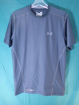 売切れ　UNDER ARMOUR heat gear  Tシャツ ブラック S