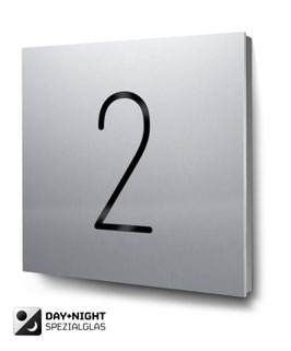 Hausnummer "2" - Aluminium - beleuchtet