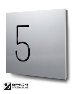 Hausnummern "5…" - Aluminium - beleuchtet