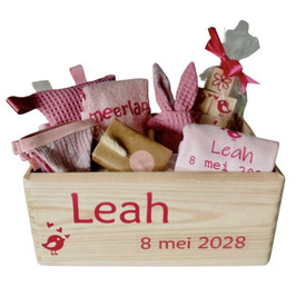 Kraamkratje Lite, roze met naam