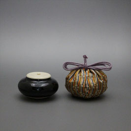 大海 茶入 麦わら手縞梅ちらし