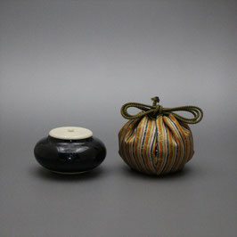 大海 茶入 麦わら手縞桐唐草