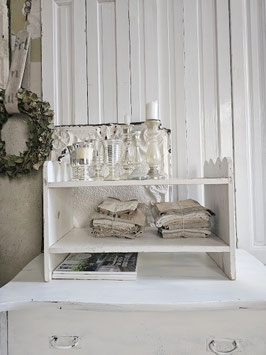 VERKAUFT Gro 04.10. uraltes Regal Aufsatzregal - alter weißer Lack - shabbychic