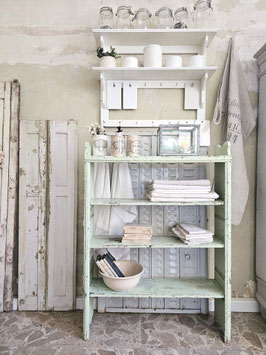 antikes StandRegal salbeigrün mit Patina - shabbychic