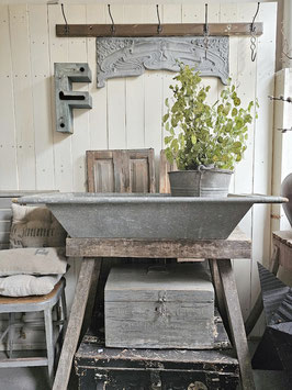 113cm uralte eckige Badewanne Pflanzwanne Kinderbadewanne Zinkwanne Fleischerwanne