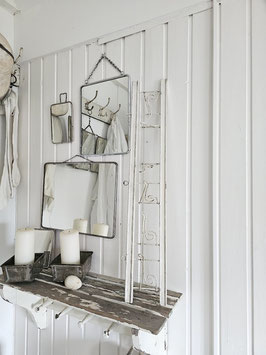 VERKAUFT Woj 05.02. antike Hakenleiste mit 6 Doppelhaken - Shabbychic - weiß