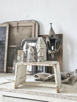 VERKAUFT Stu 06.12. uralter schlichter Hocker - grandiose Patina