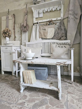 VERKAUFT Gug 02.01. 79cm uralte Wasserbank Ofenbank Sitzbank - grandiose Patina - shabbychic