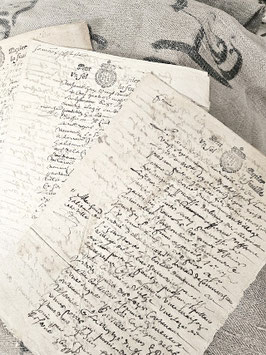 3xVERKAUFT Sha 22.09.  um 1700 antike französische Schriftstücke / Dokumente - 2seitig