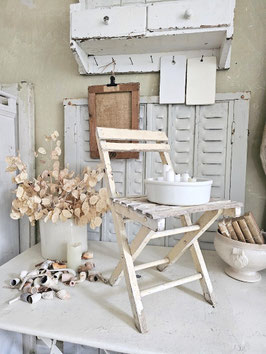uralter Kinderklappstuhl jetzt Hocker? - grandiose Patina - alte Farbe