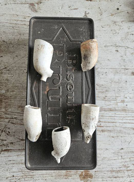 5erSet CLAY PIPES