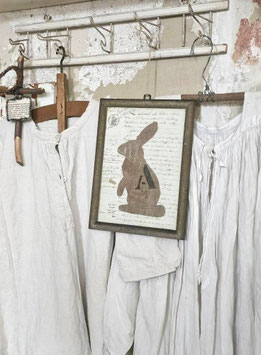 VERKAUFT Mon 17.02.  uralter Bilderrahmen "HASE A"