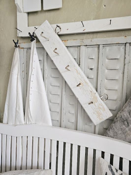 VERKAUFT Ets 24.01. 61cm antike Garderobe / Hakenleiste aus Belgien - alte Anstriche - shabbychic