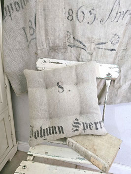 JOHANN 8 Stuhlkissen Sitzkissen aus antikem Leinen 40x40