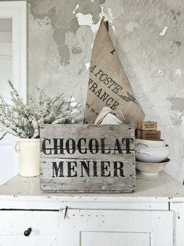 VERKAUFT Lar 24.04. CHOCOLAT MENIER antike große Transportkiste Kiste aus Frankreich