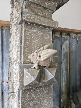 VERKAUFT Dot 15.12. PRIMITIVE-ART FLYING-PIC Leinenschwein mit Flügeln