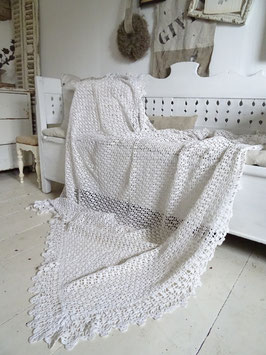 VERKAUFT Moh 26.04. 200 x 170cm alte Häkeldecke aus Frankreich