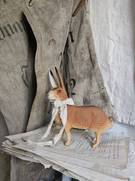uralter laufender Hase Candycontainer