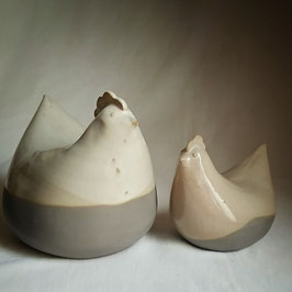 Poules en grès noir