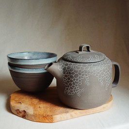 Théière noire, pièce unique