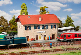 Bahnhof "Neufeld"