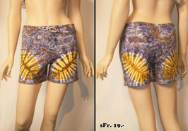 Hot Pants "Batik"