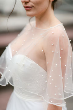 Cape courte tulle perlé