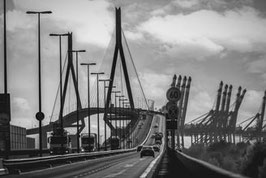 Köhlbrandbrücke SW  /  2470