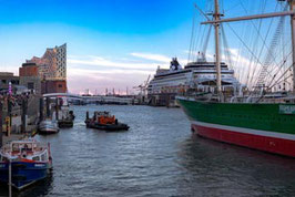 Hafen  /  2575