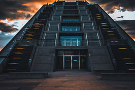 Cruise Center  /  2851