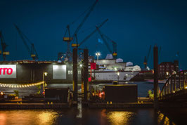 Dock 11  / 1982