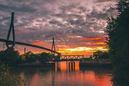 Köhlbrandbrücke  /  1081