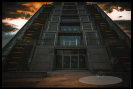 Cruise Center  /  2851