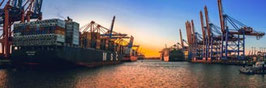 Containerschiff  / 2726  /   3:1