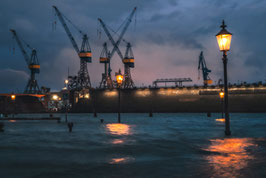 Docks  /  1326